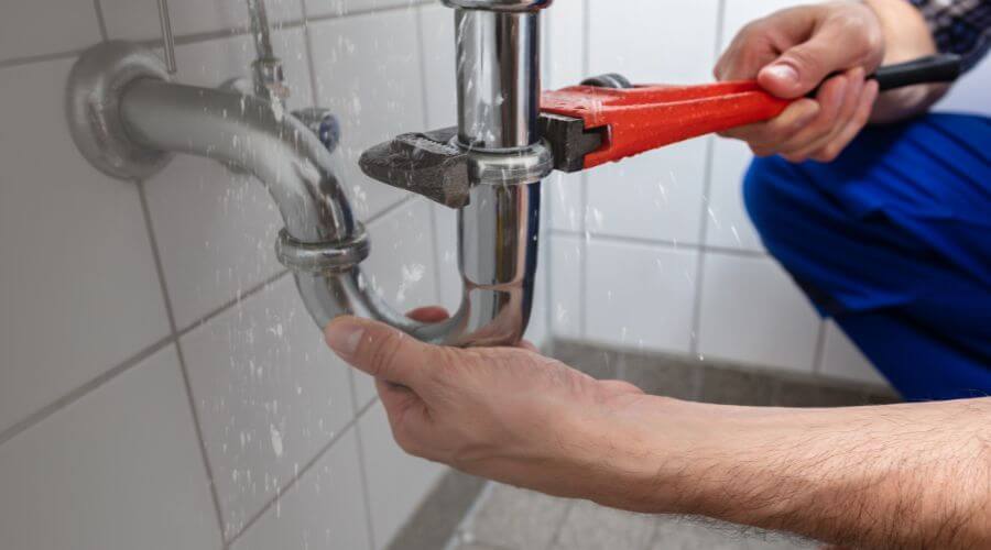 Local annual plumbing maintenance in London, TX